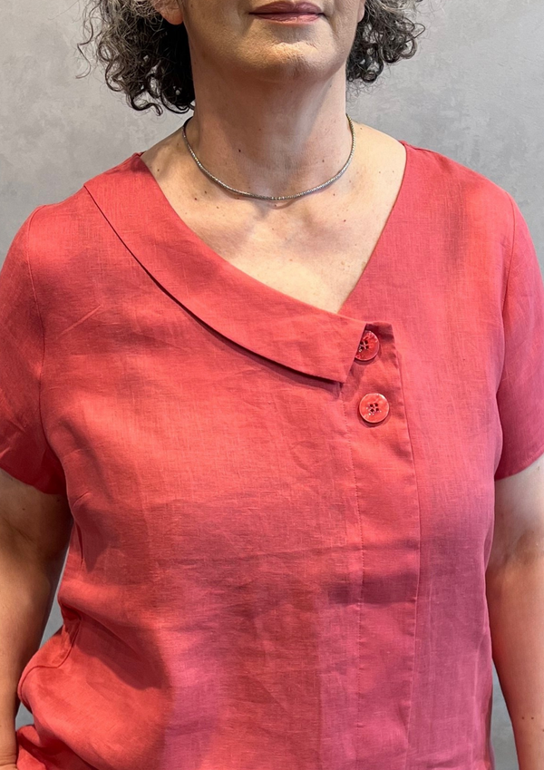 Blusa bimaterica lino e viscosa mezza manica con bottoncini