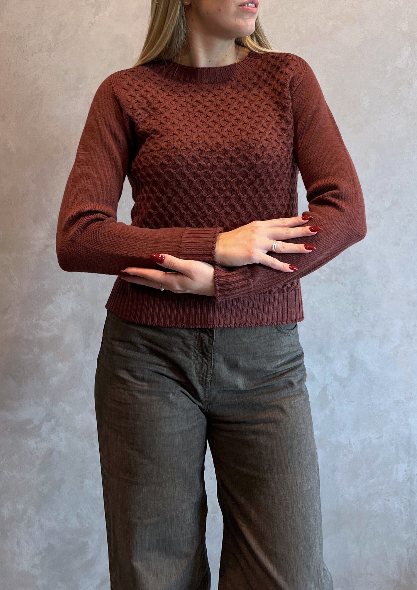 Maglioncino in pura lana vergine con lavorazione