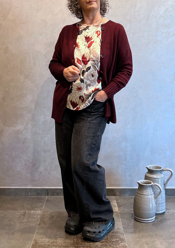 Cardigan in Dolby over con bottoni