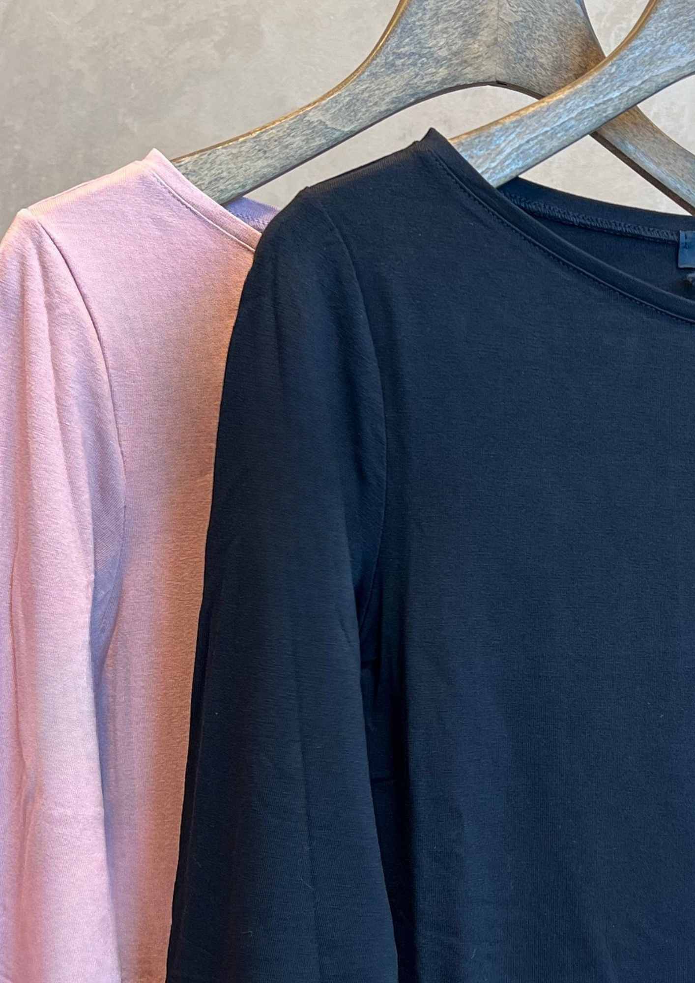 T-shirt lineata in jersey di viscosa