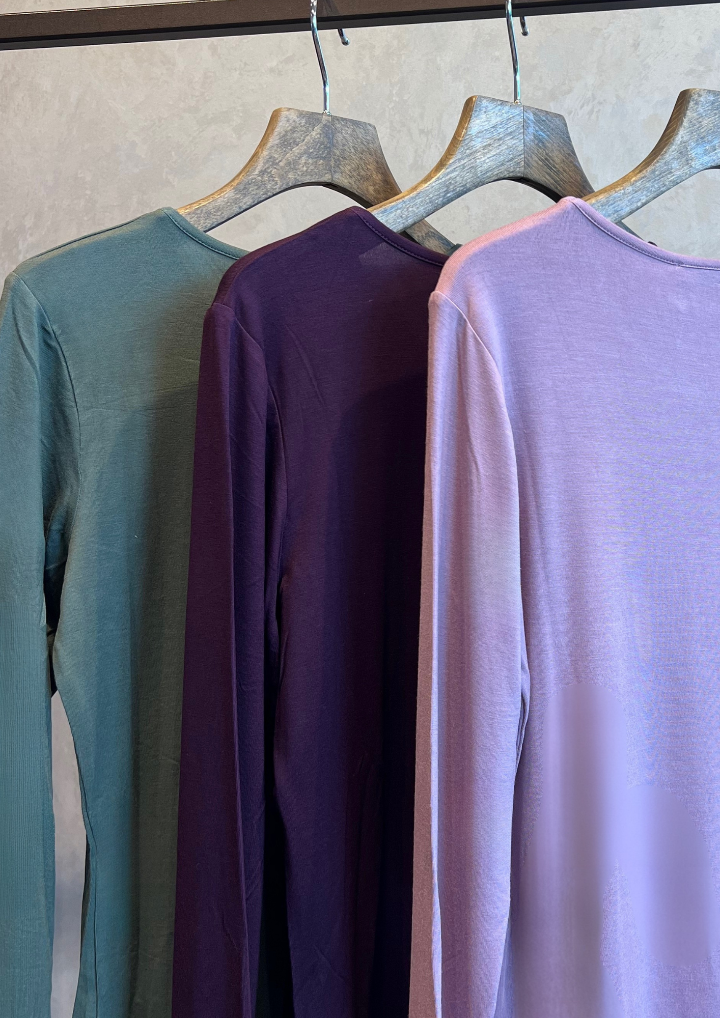 T-shirt lineata in jersey di viscosa
