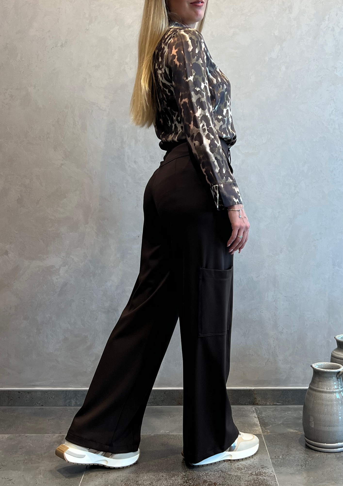 Pantalone wide leg calda viscosa con tasconi