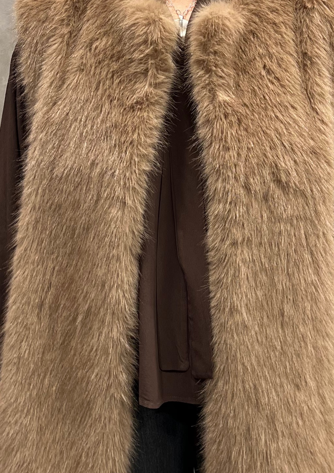 Ecopelliccia midi smanicata