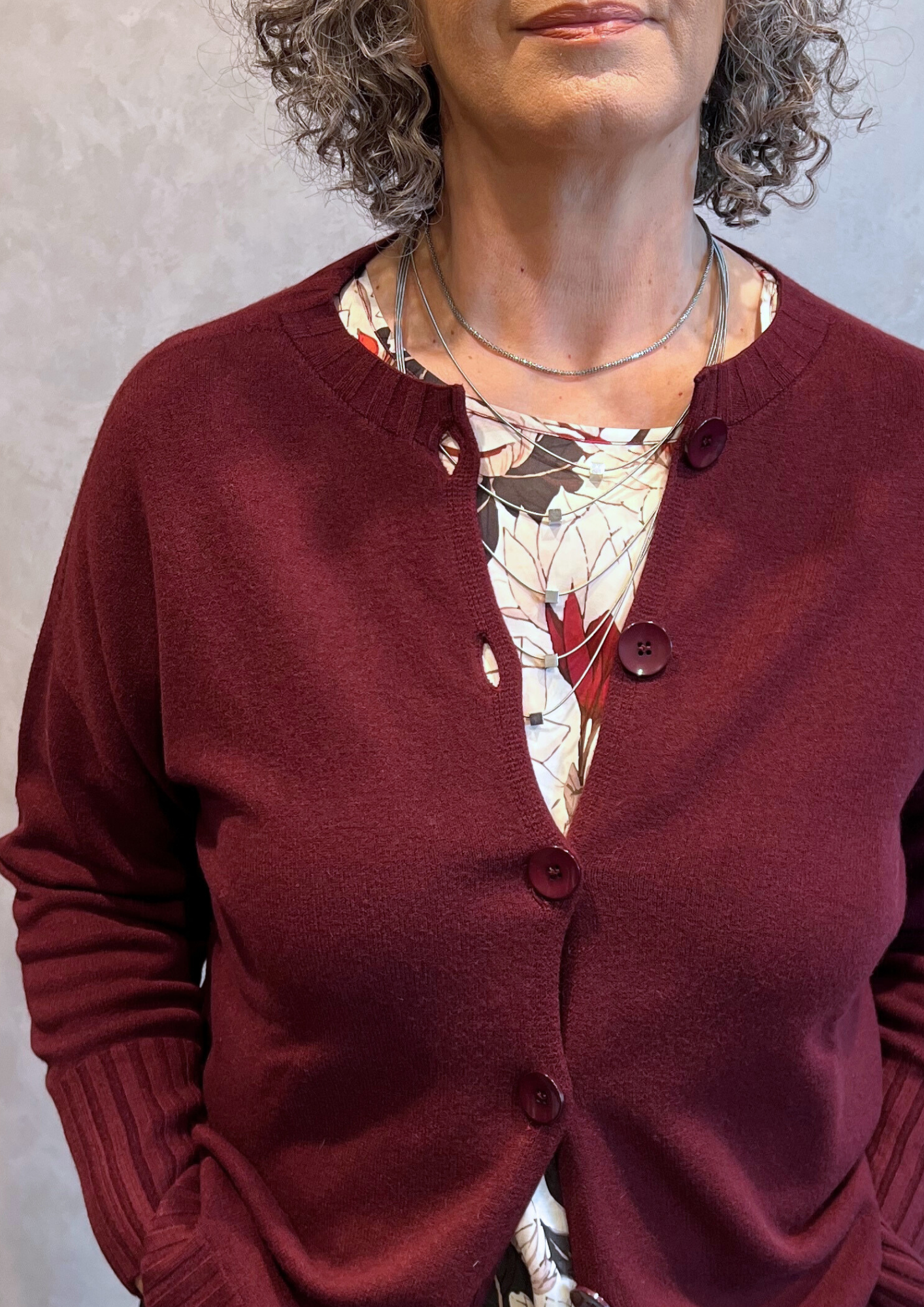 Cardigan in Dolby over con bottoni