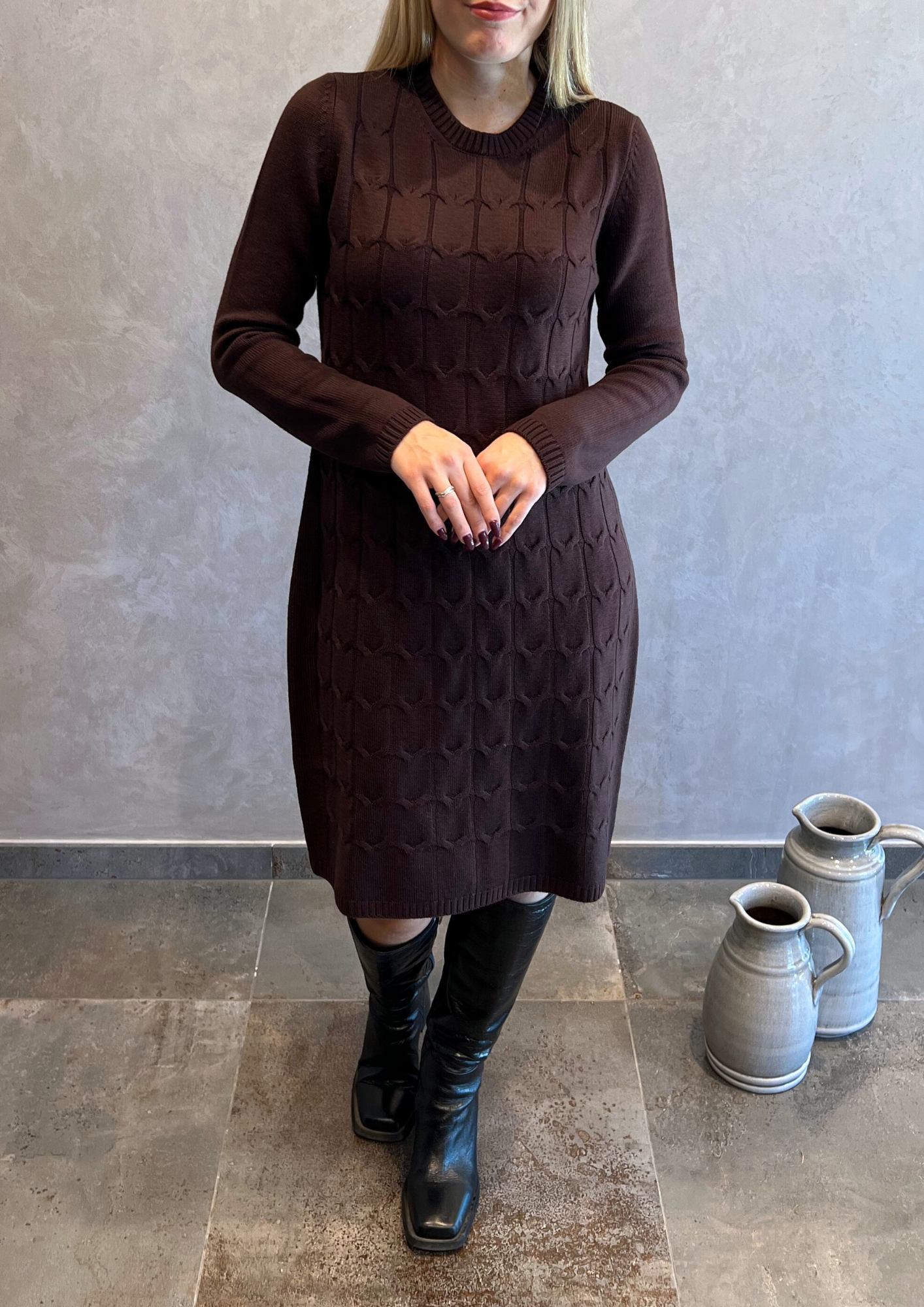 Abito in pura lana vergine taglio dritto