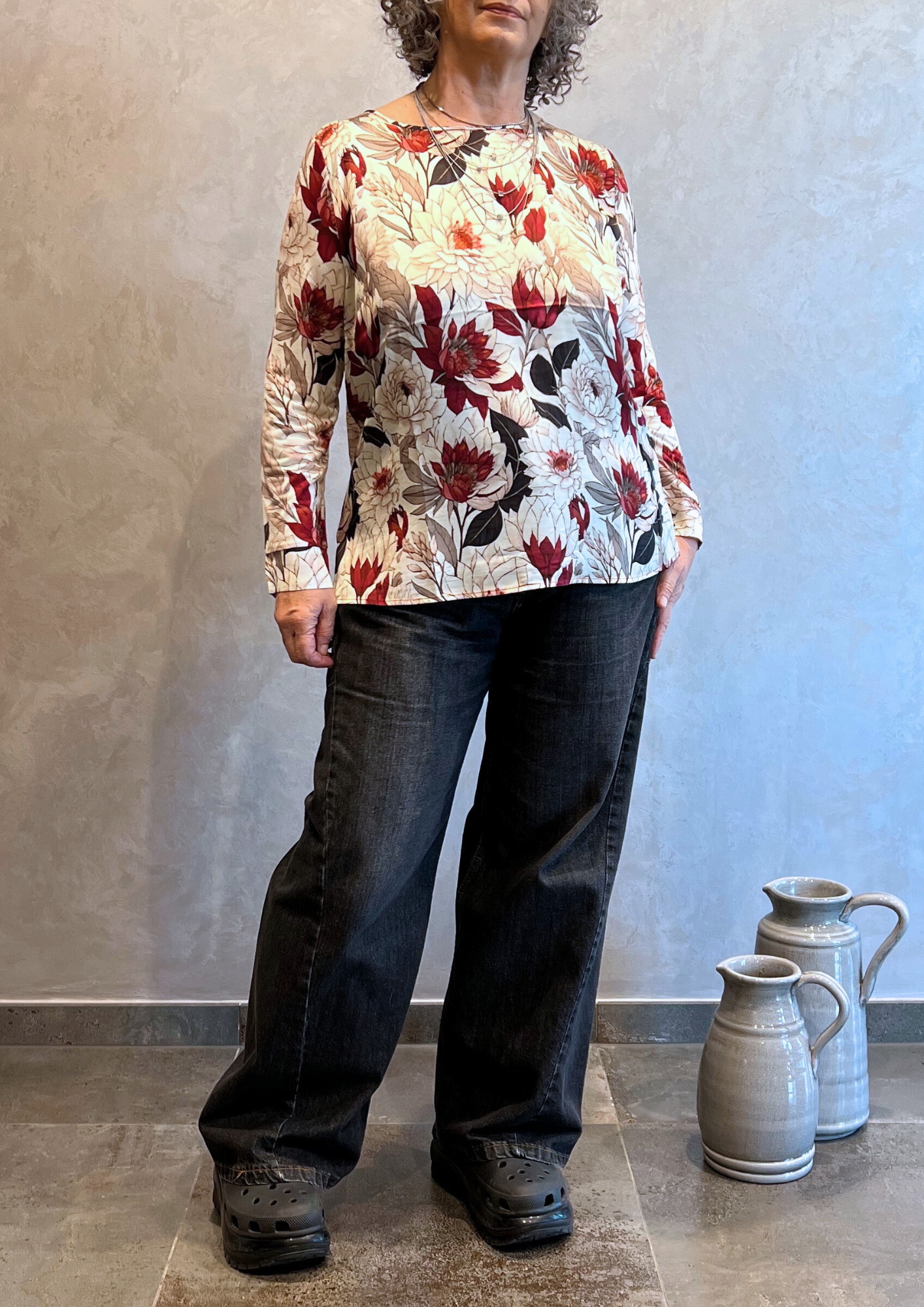 Blusa bimaterica morbida in fantasia floreale