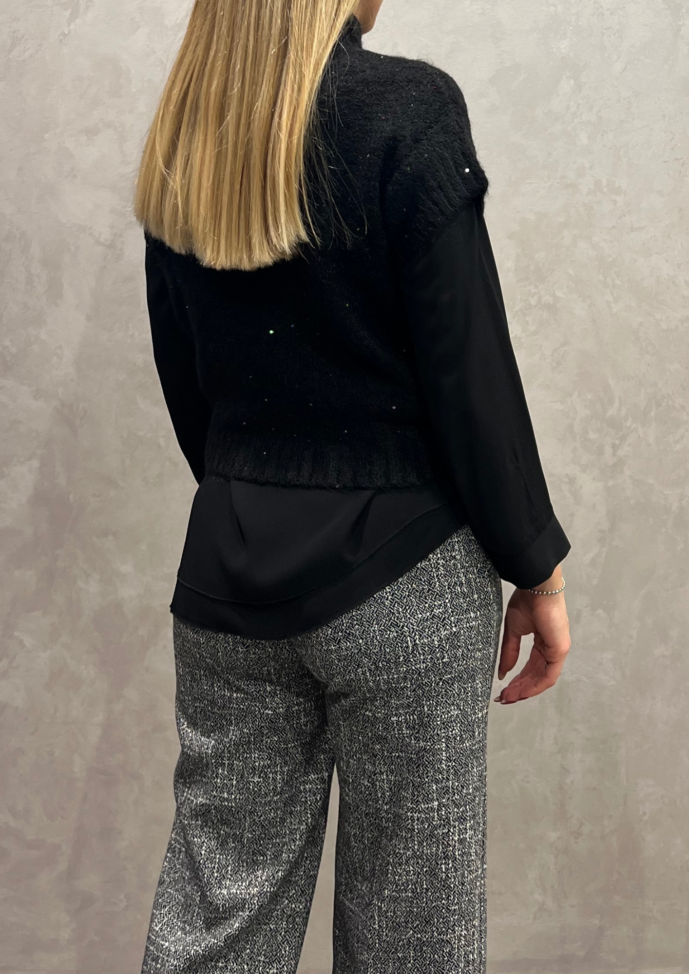 Gilet mezza manica con paillettes in trama