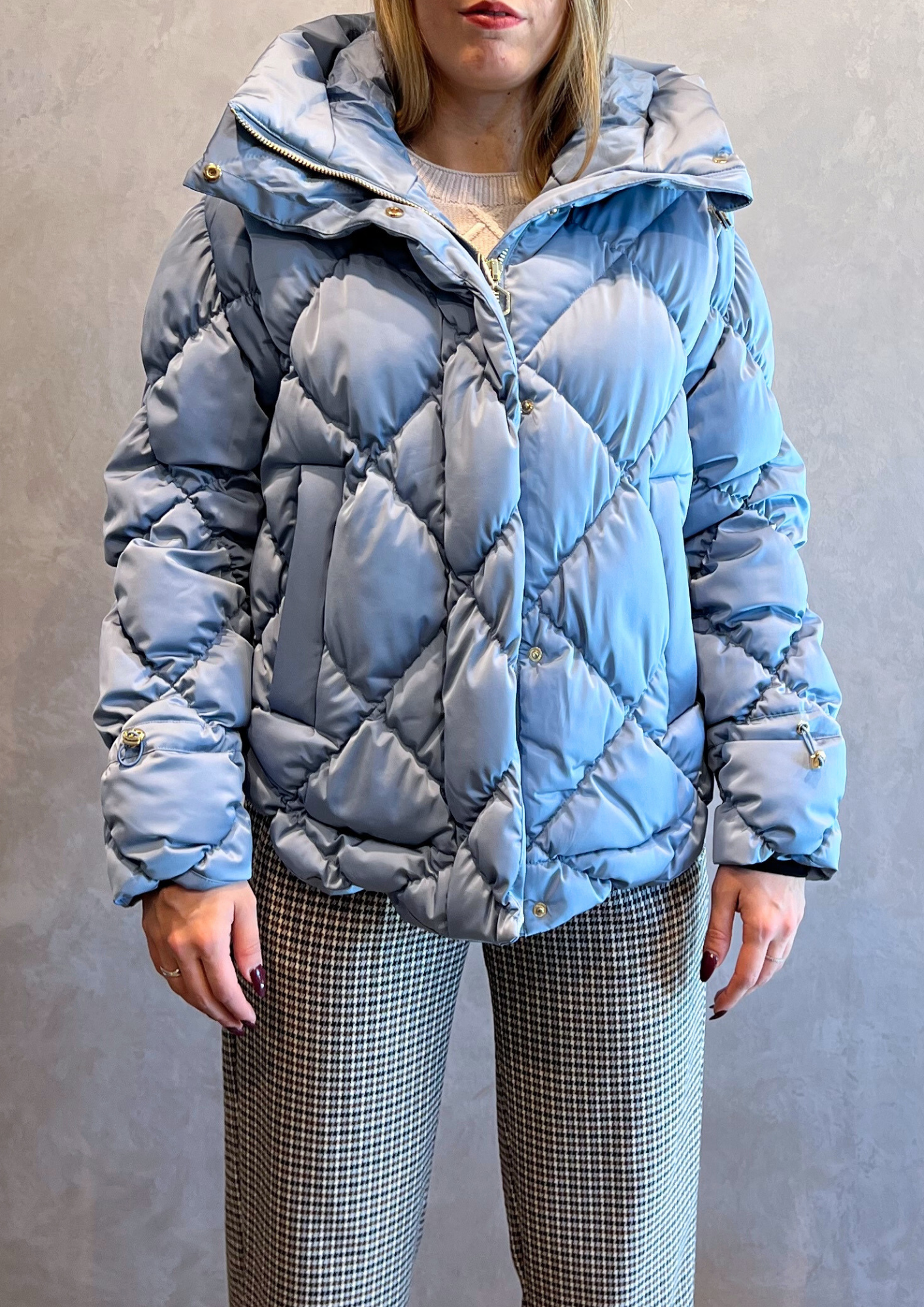 Giubbotto imbottito a rombi con cappuccio