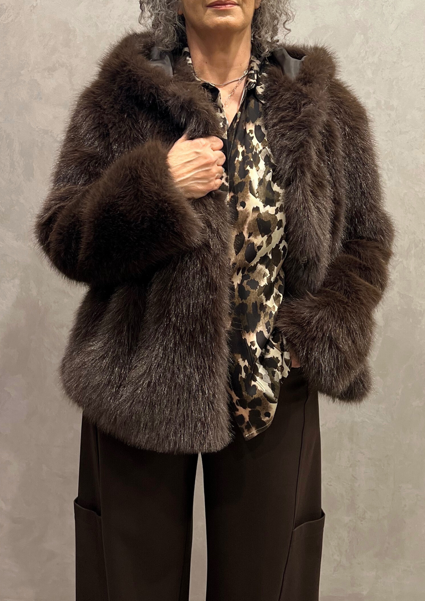 Ecopelliccia over con cappuccio