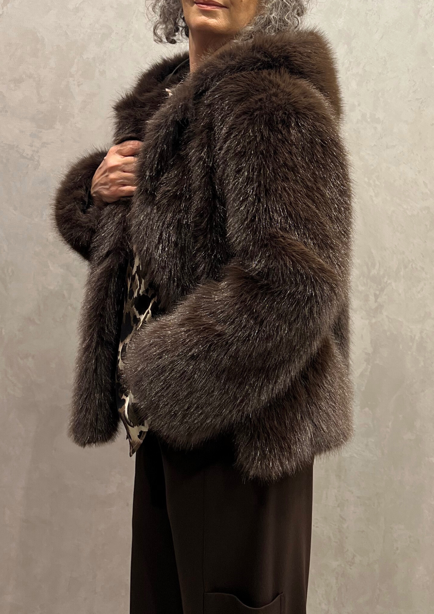 Ecopelliccia over con cappuccio