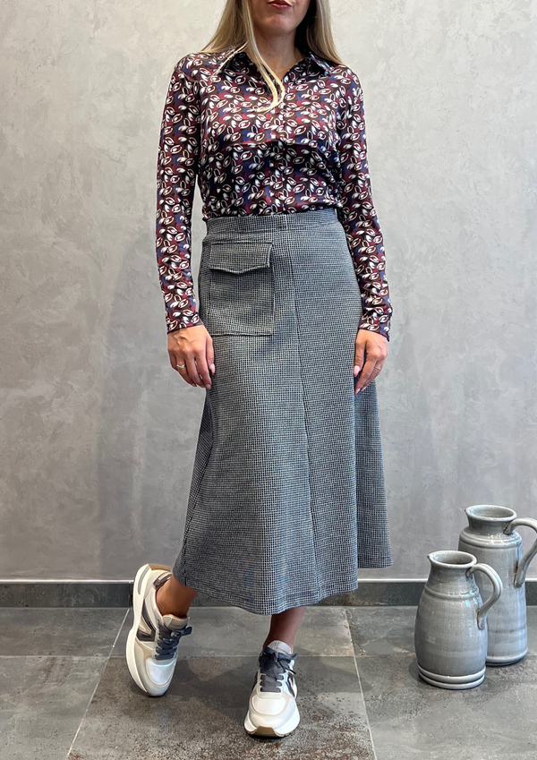 Camicia bimaterica in fantasia astratta