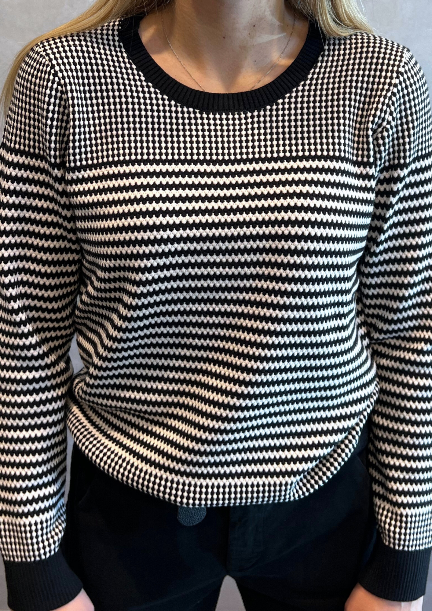 Maglia in viscosa felpata fantasia in trama