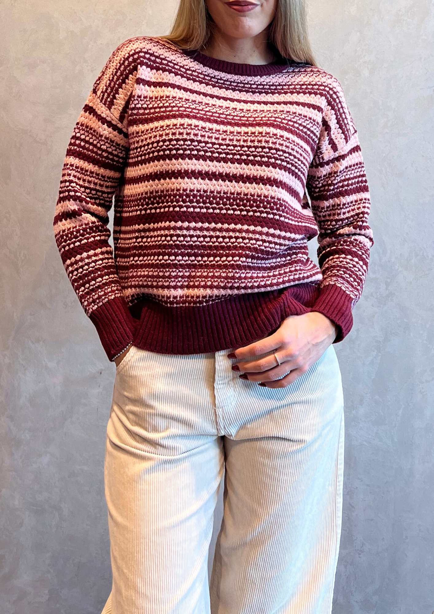 Maglia girocollo in lana e cashmere lavorato