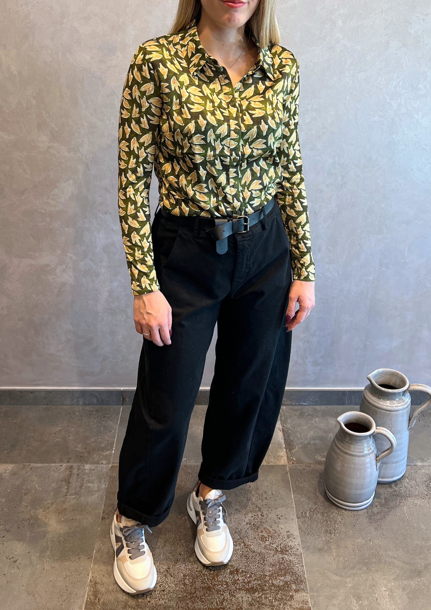 Camicia bimaterica in fantasia foglie