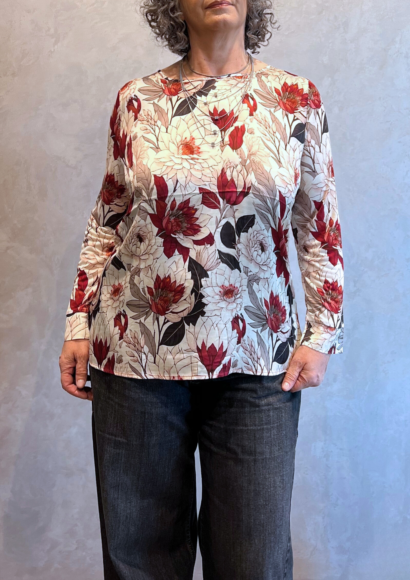 Blusa bimaterica morbida in fantasia floreale