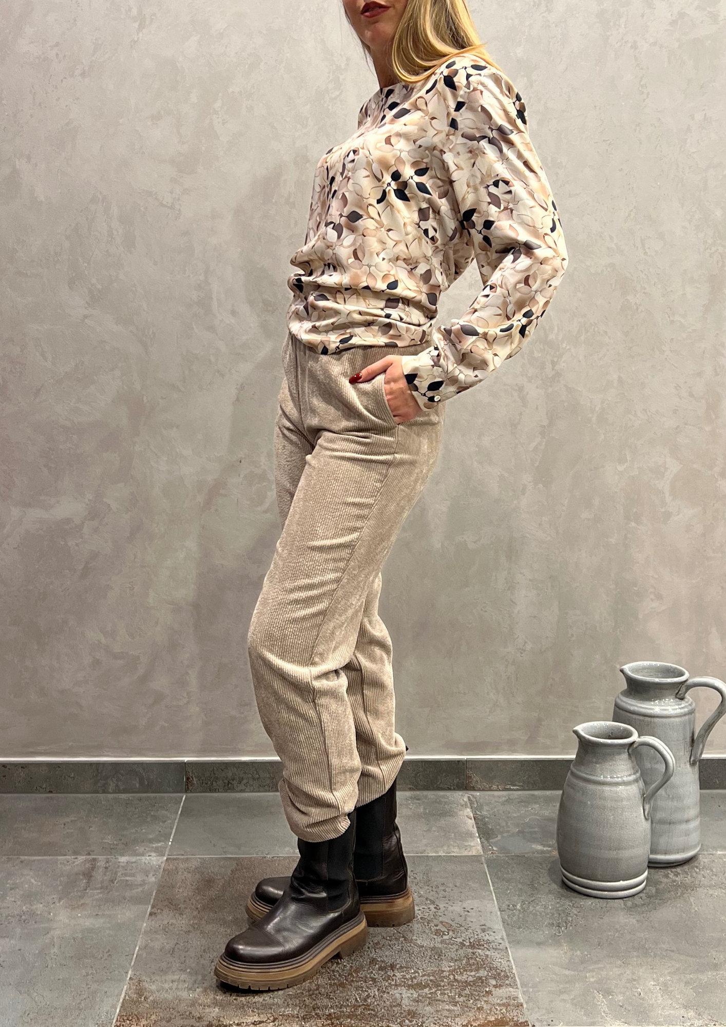 Pantalone sigaretta in velluto millerighe