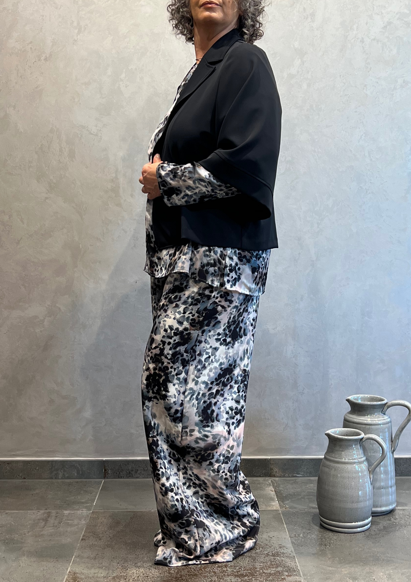 Pantalone over palazzo in fantasia animalier