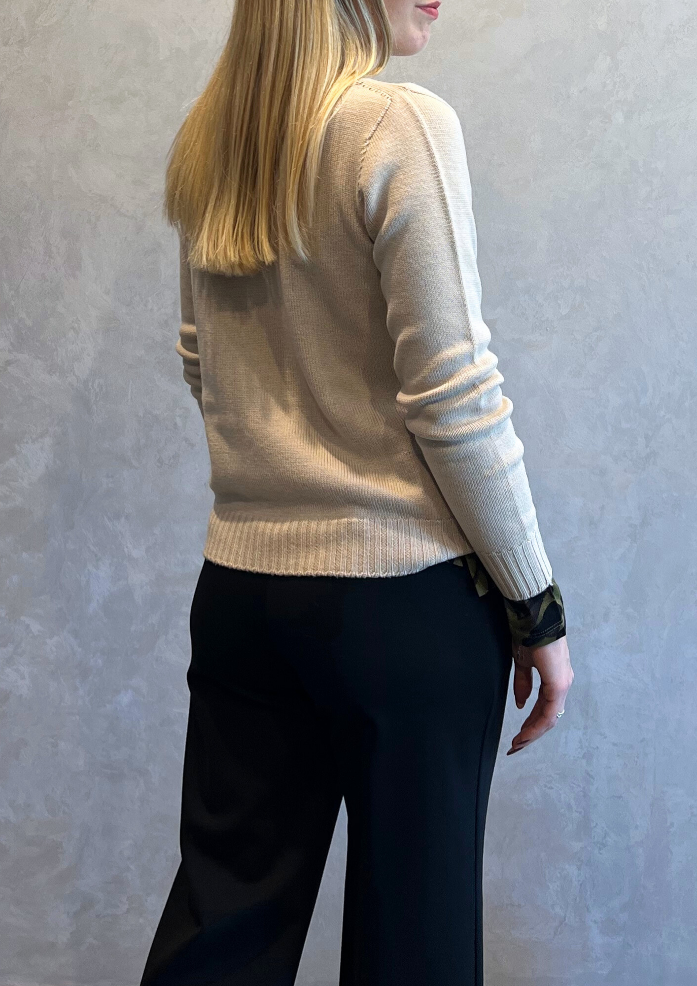 Zippato in pura lana vergine con tasche