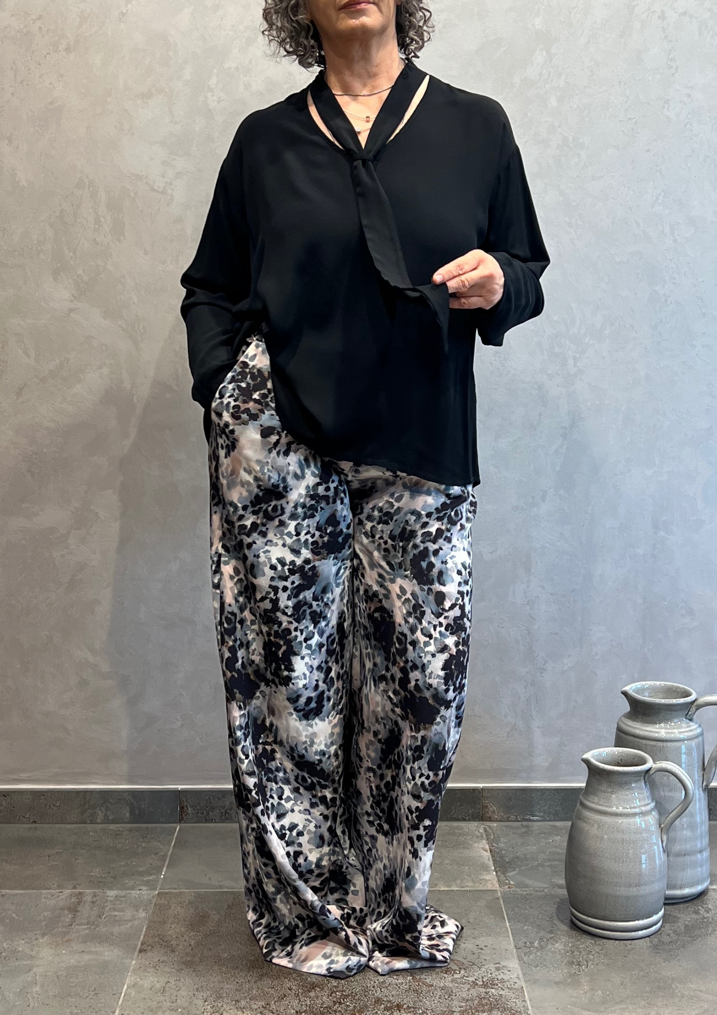 Pantalone over palazzo in fantasia animalier