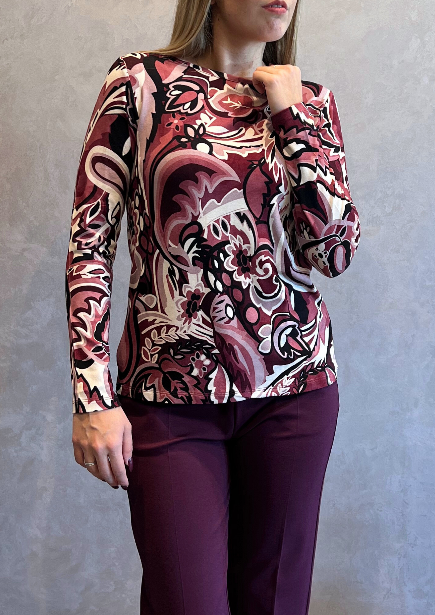 T-shirt lineata in jersey di viscosa fantasia