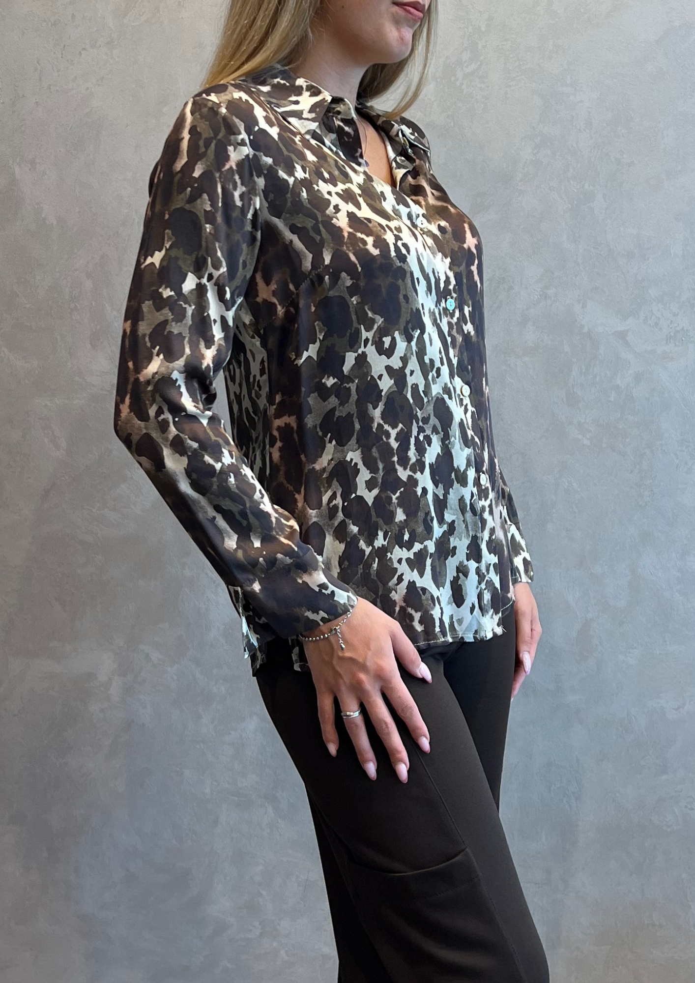 Camicia 100% viscosa stampa animalier