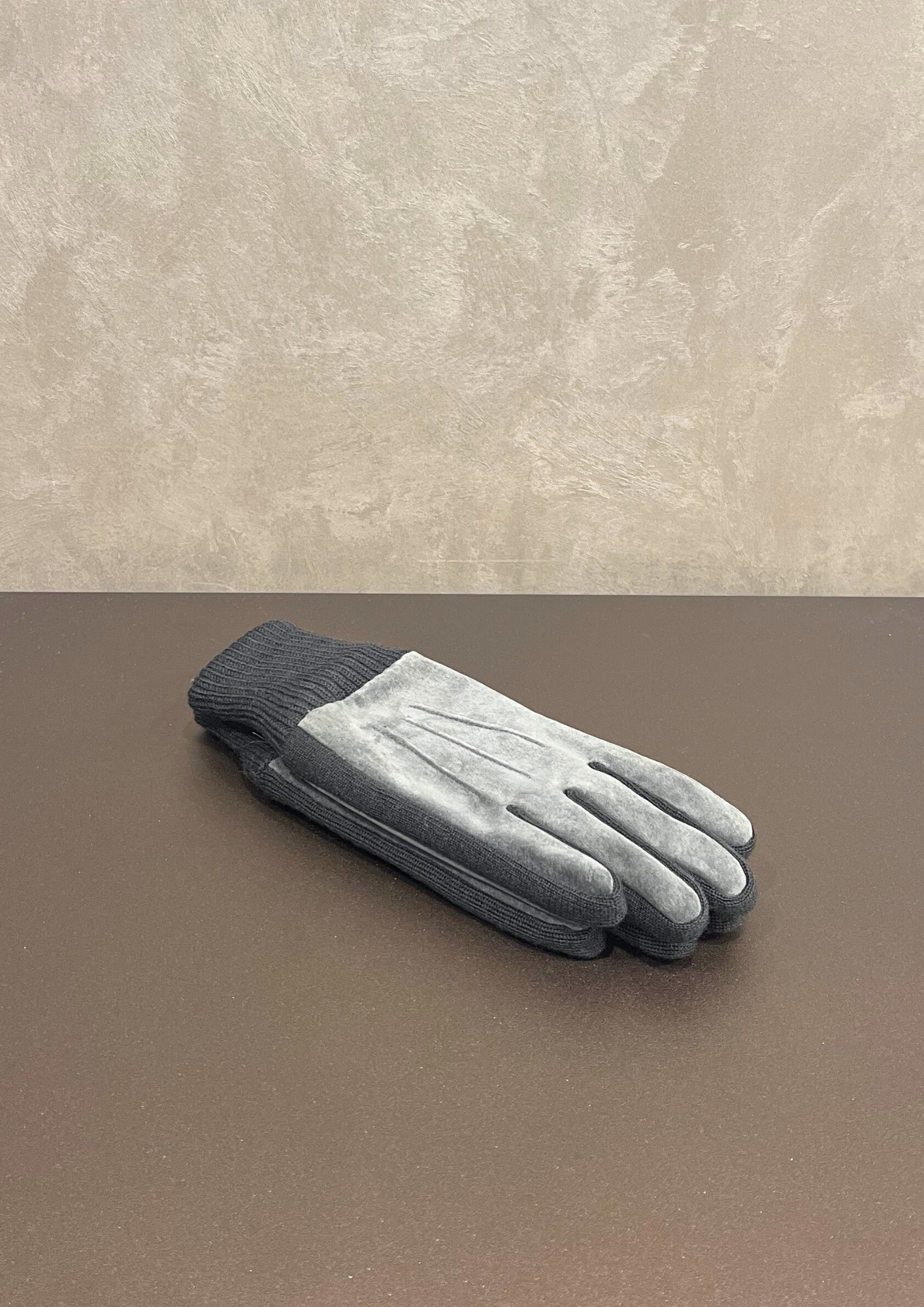 Guanti donna scamosciati con pile interno