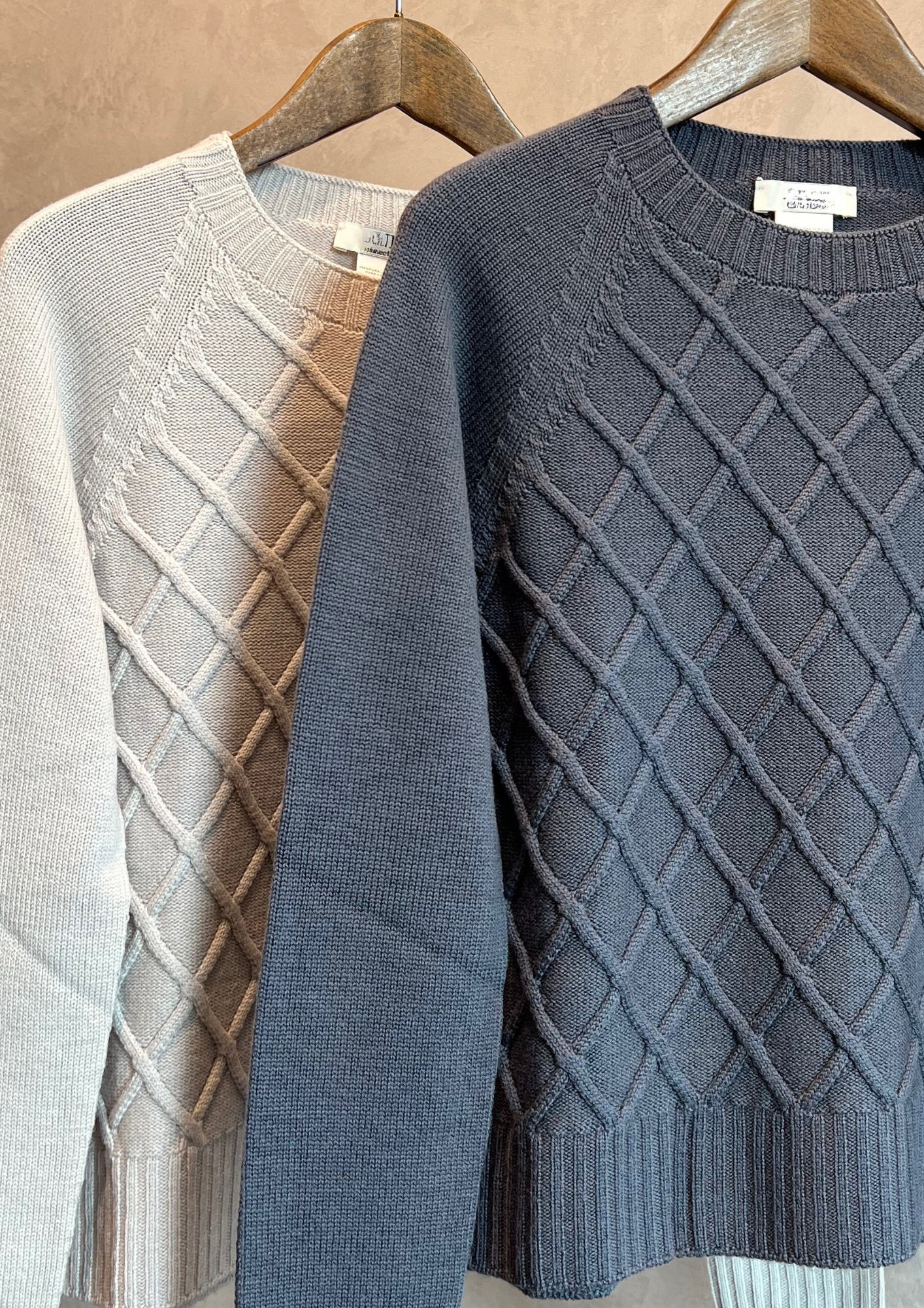 Maglia in pura lana vergine lavorata rombi