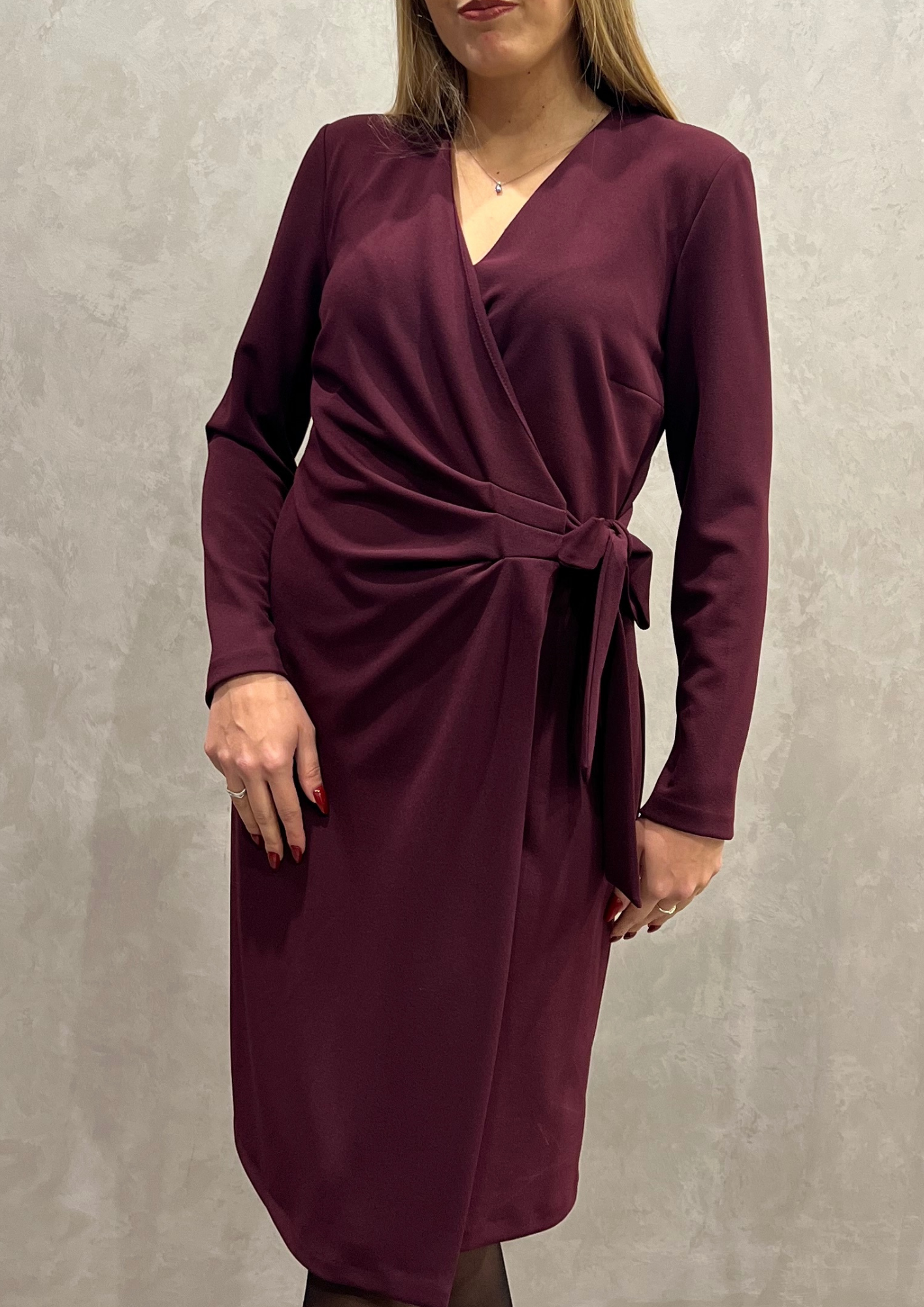 Abito fluido a portafoglio