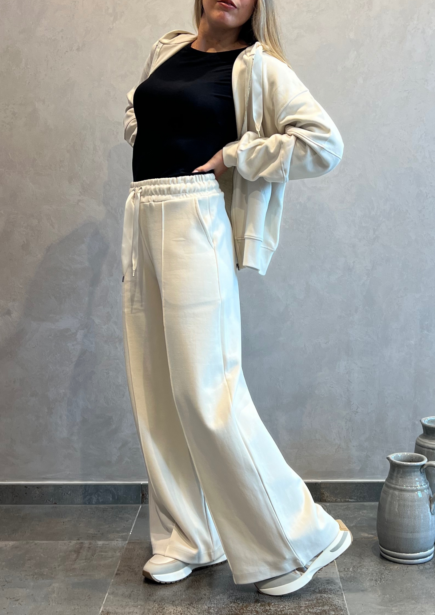 Pantalone ampio in felpa garzata coulisse raso