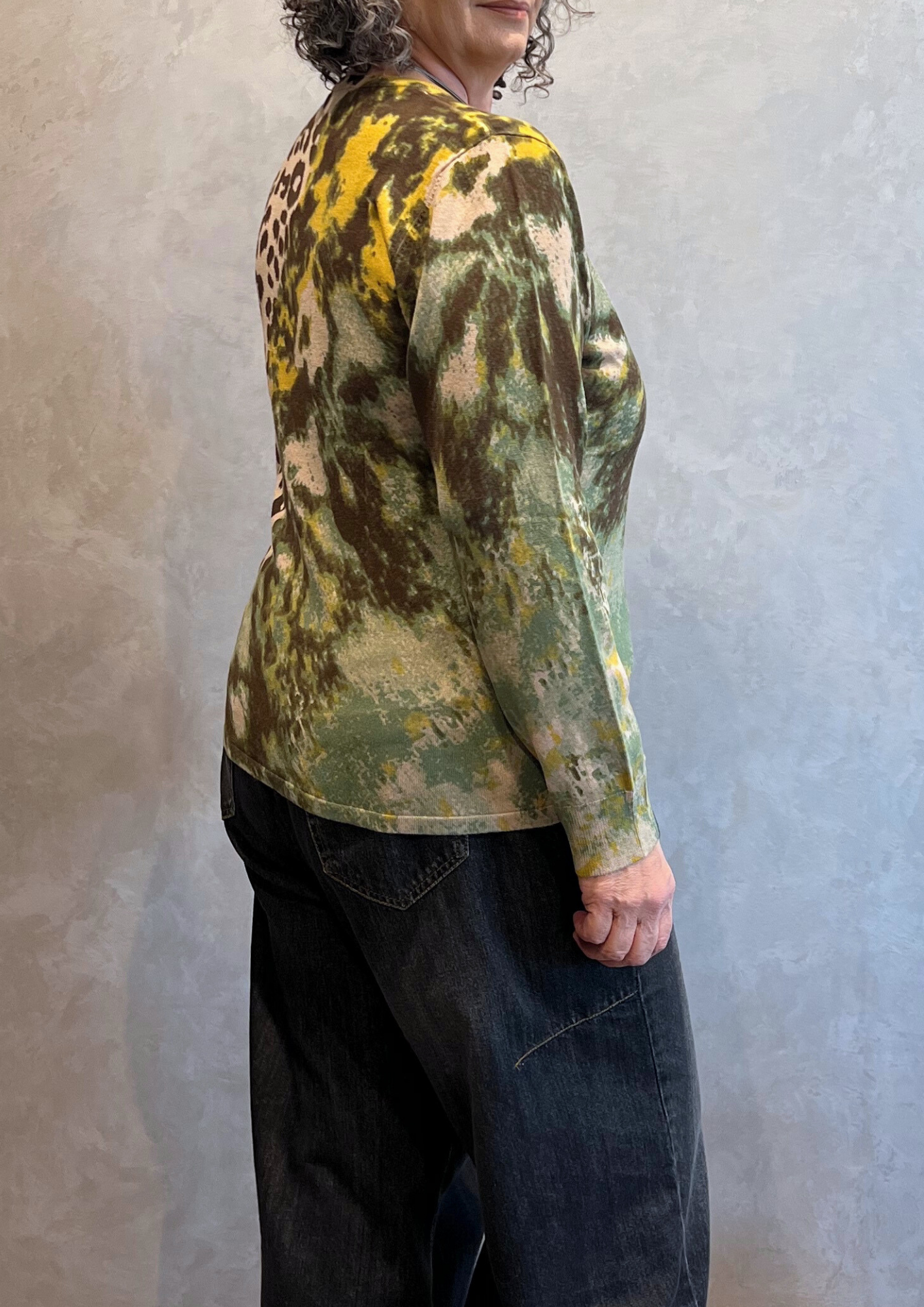 Maglia in viscosa felpata fantasia animalier