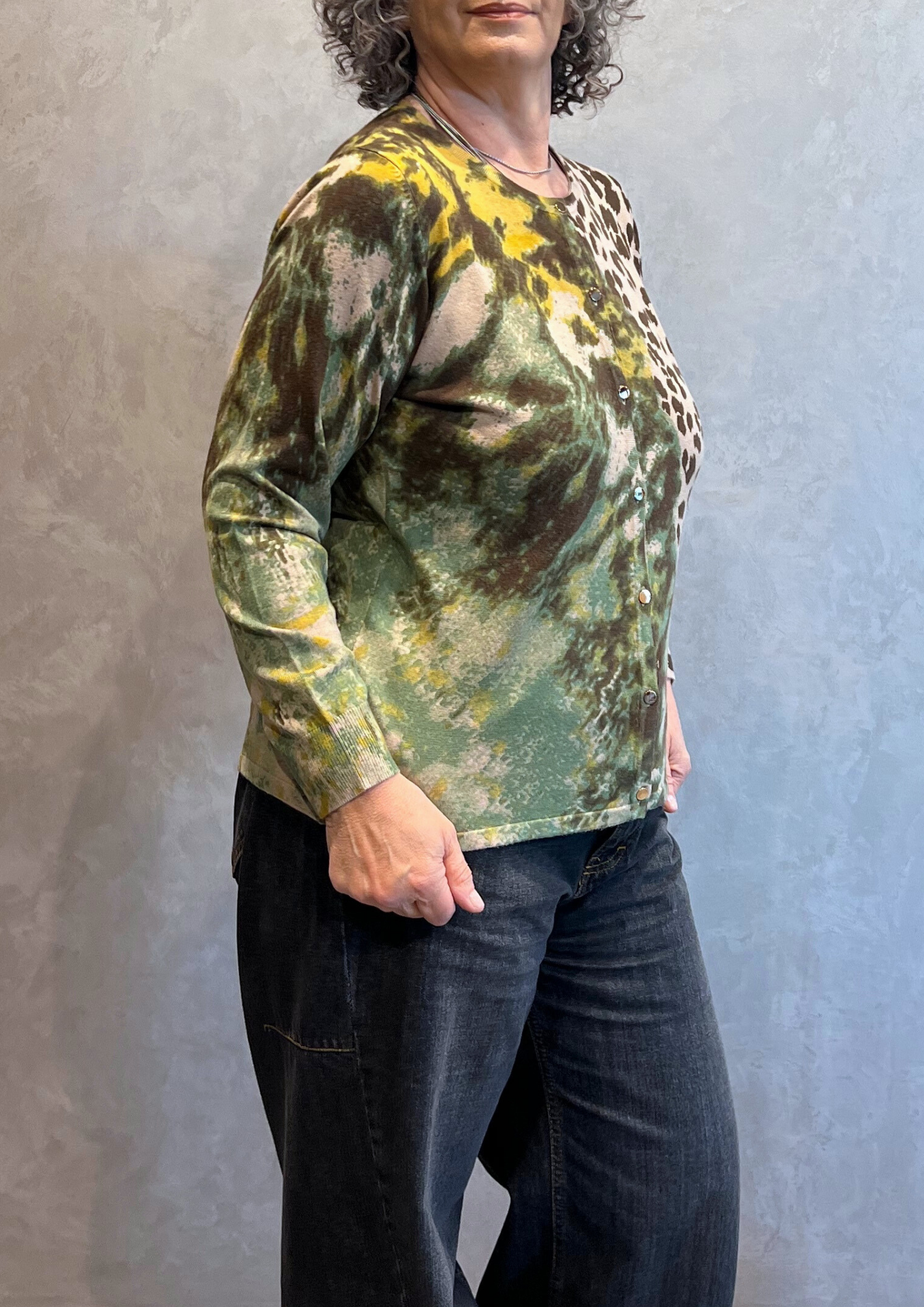 Golfino in viscosa felpata fantasia animalier