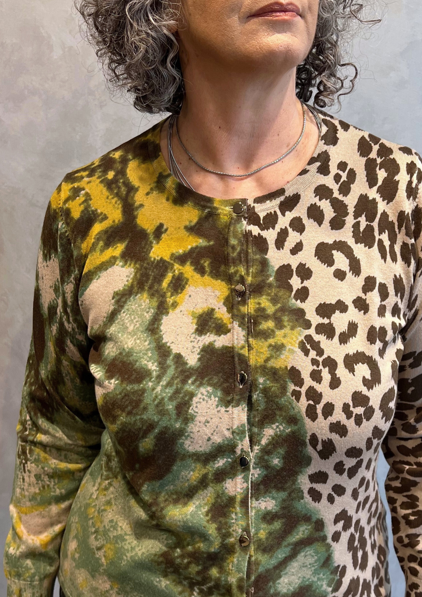 Golfino in viscosa felpata fantasia animalier