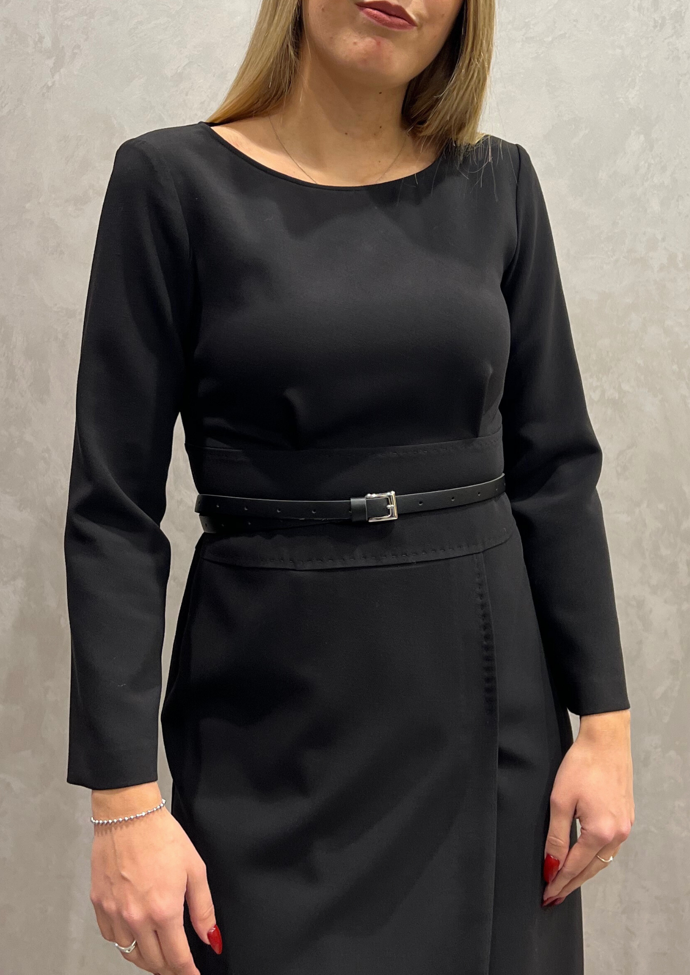 Abito tubino longuette tulipano con cinturina