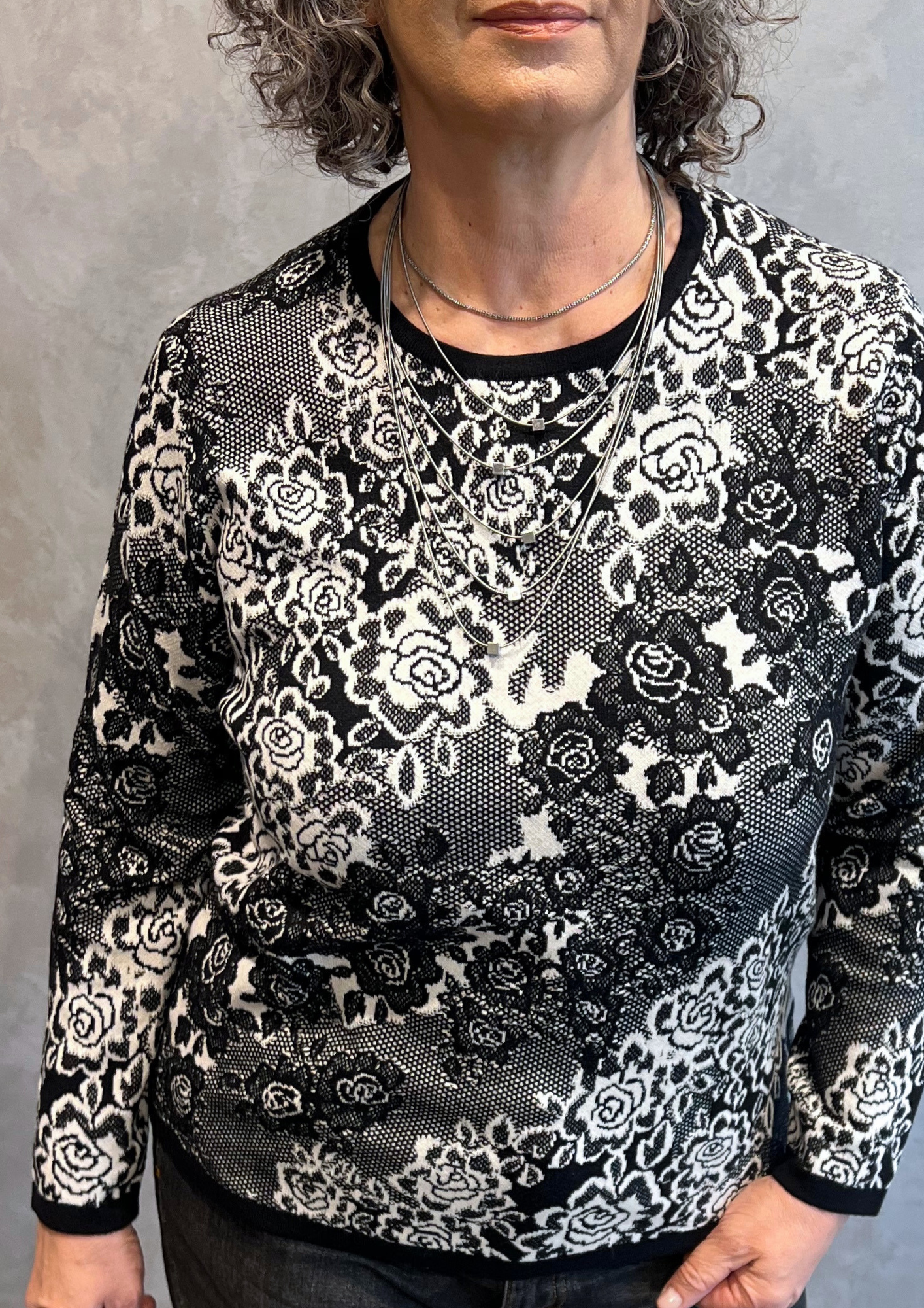 Maglia in viscosa felpata fantasia in trama