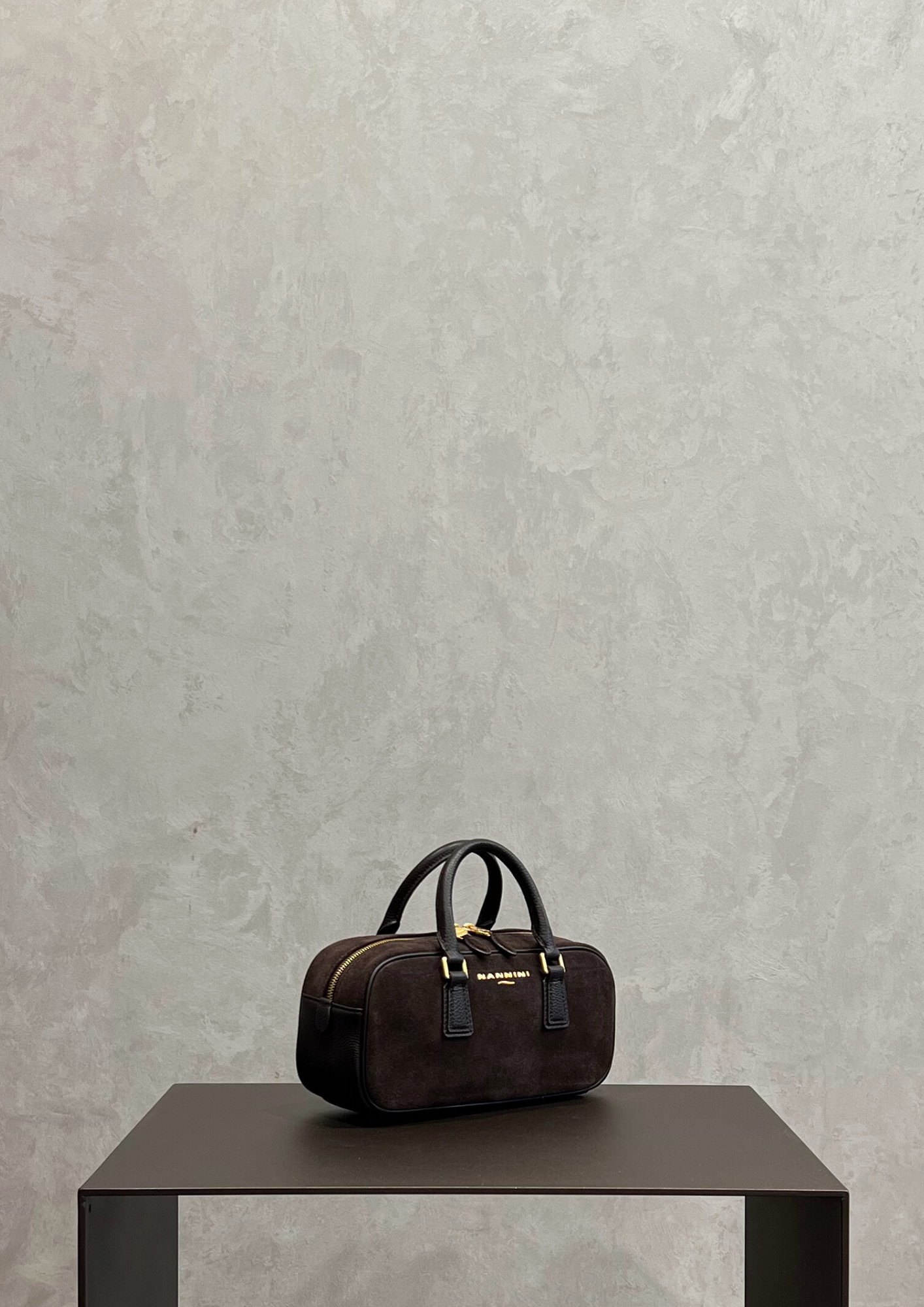 Borsa a mano Nannini Micol in suede con tracolla
