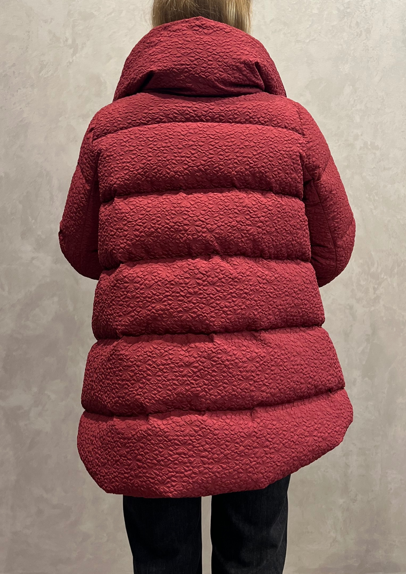 Piumino puffer corto in vera piuma