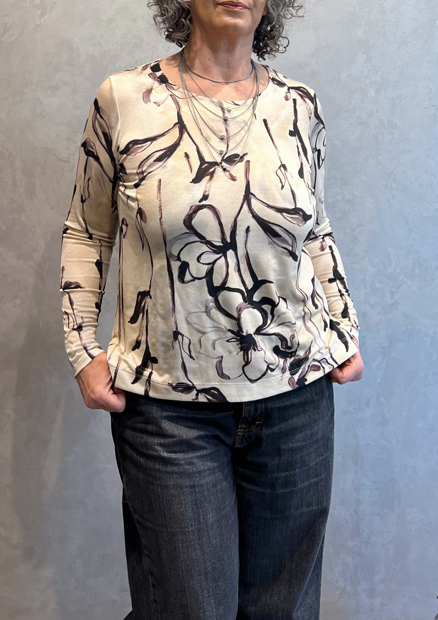 T-shirt in jersey di viscosa fantasia