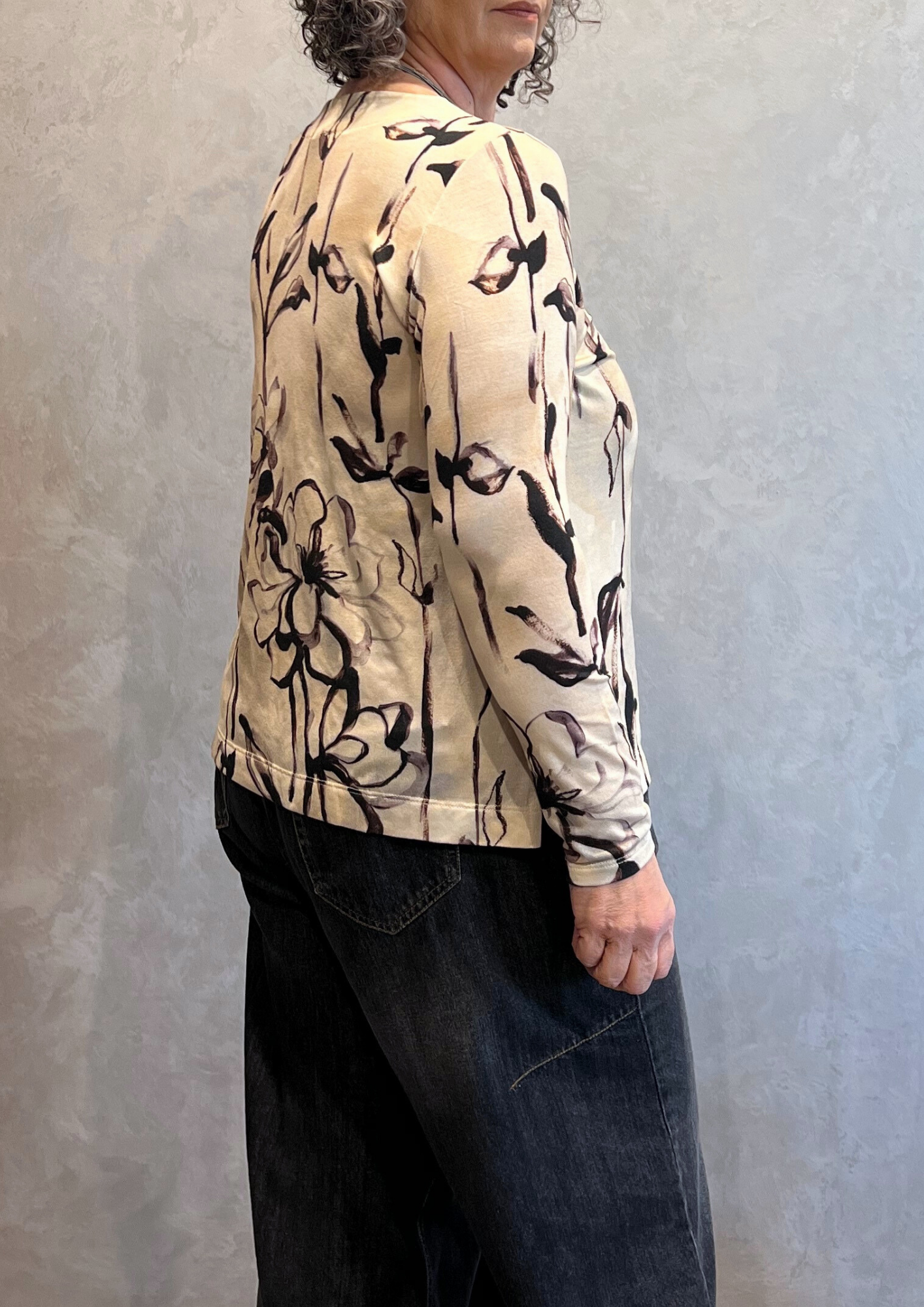 T-shirt in jersey di viscosa fantasia