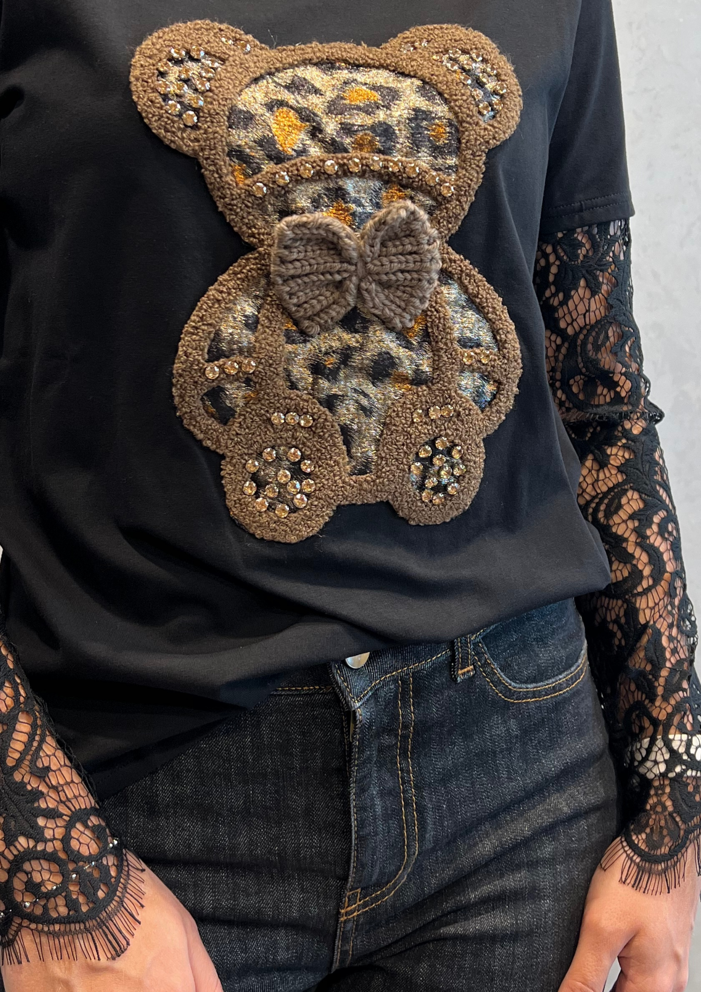 T-shirt teddy bear con maniche in pizzo