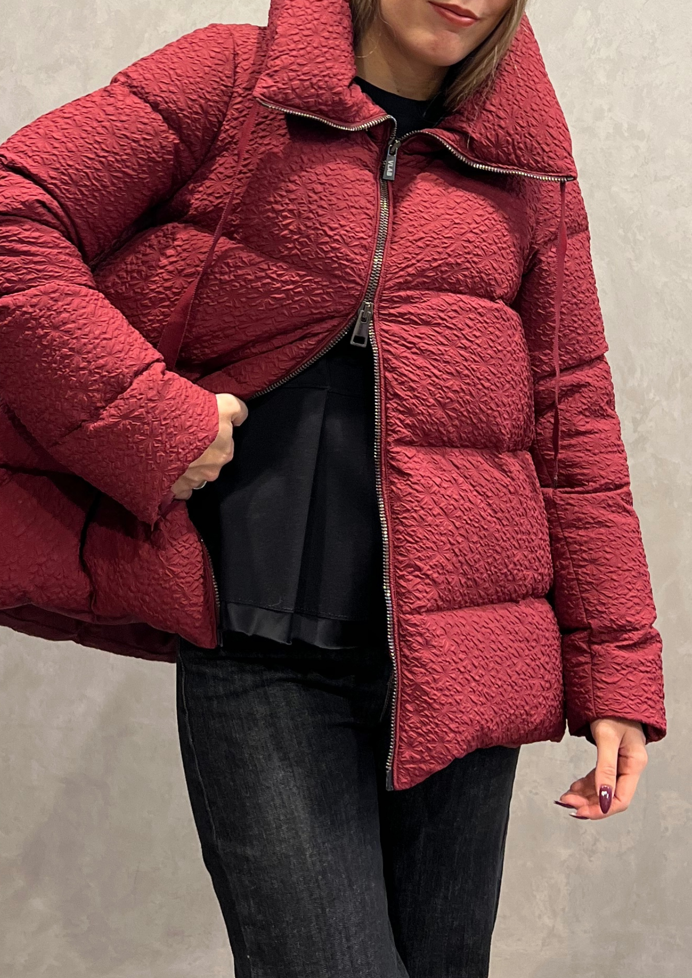 Piumino puffer corto in vera piuma