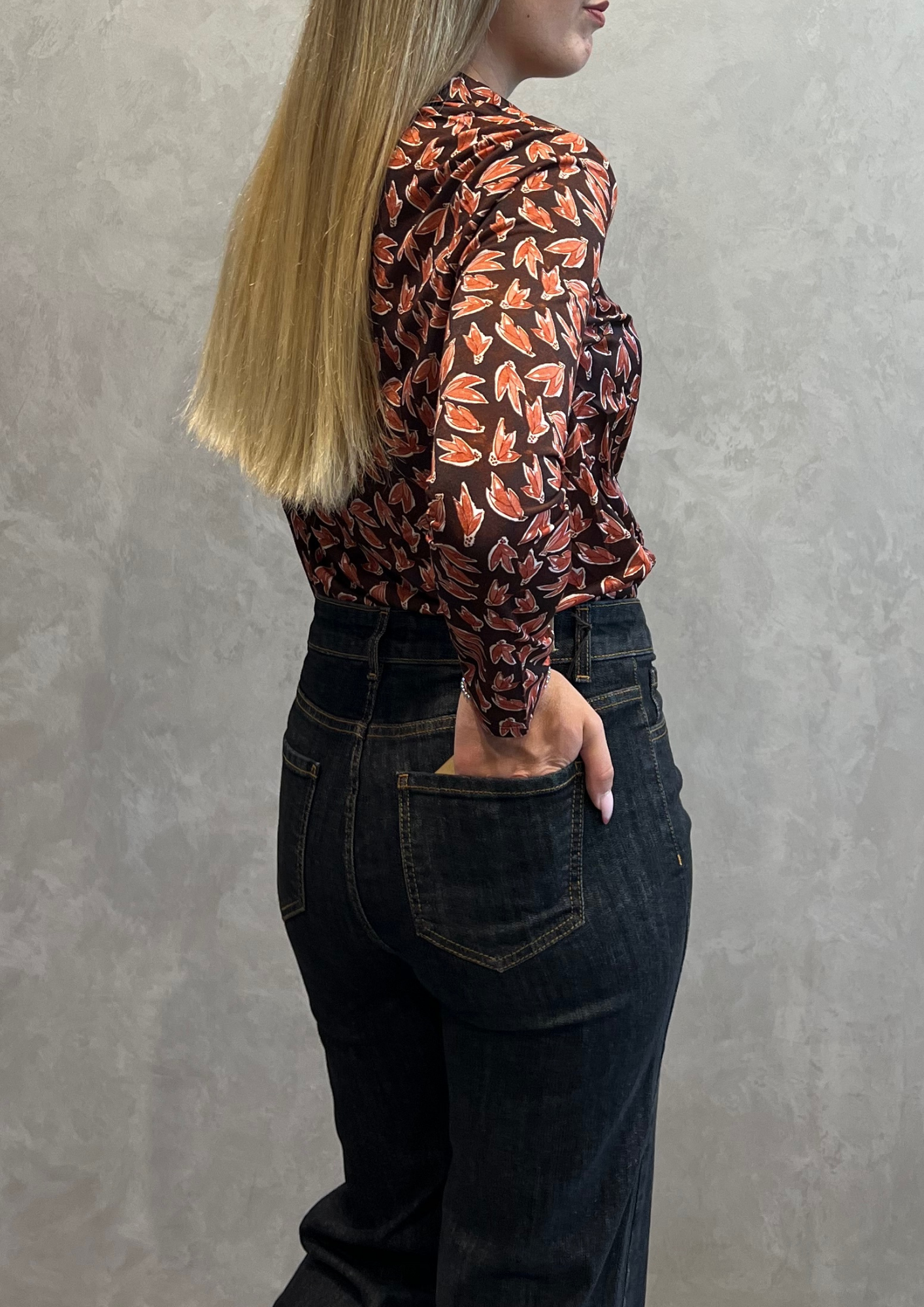 Camicia bimaterica in fantasia foglie