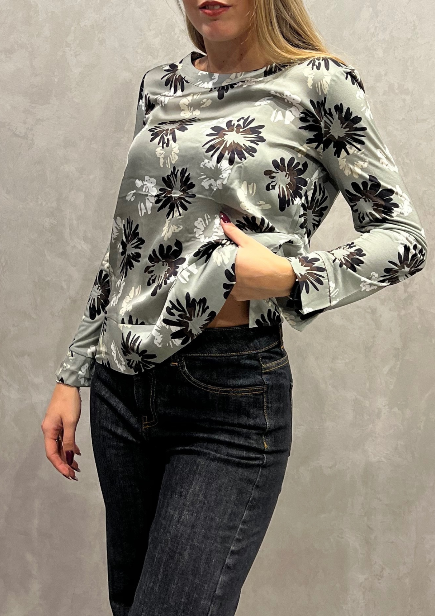 Blusa bimaterica in fantasia floreale