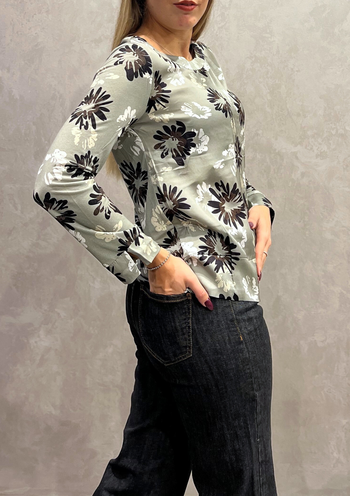 Blusa bimaterica in fantasia floreale